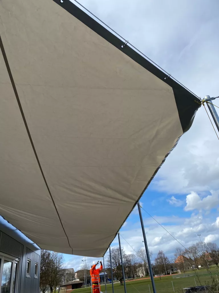 Sonnensegel-Schulgemeinde